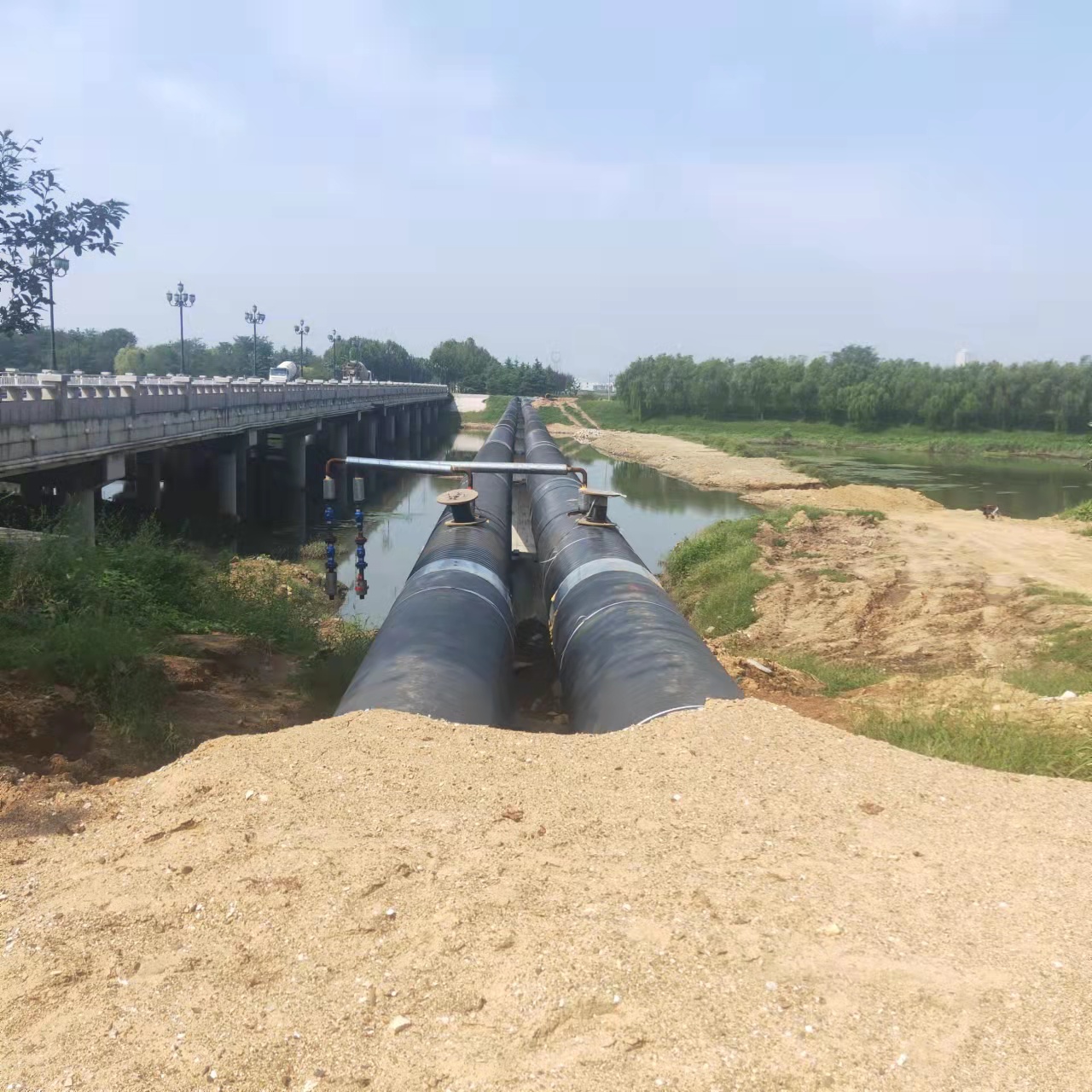 锦州西气东输管道施工输油管道清洗